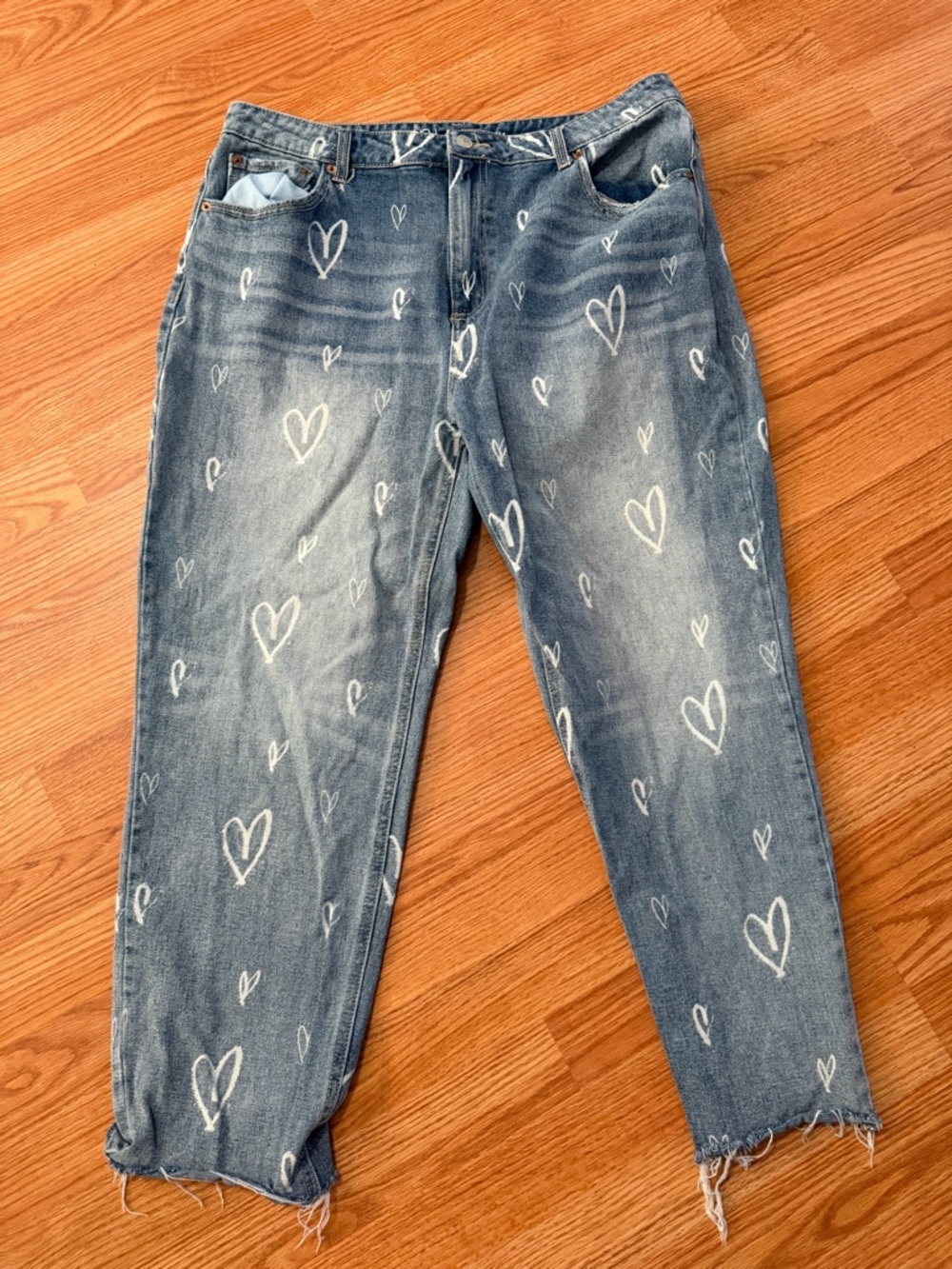 No Boundaries Mom Jeans